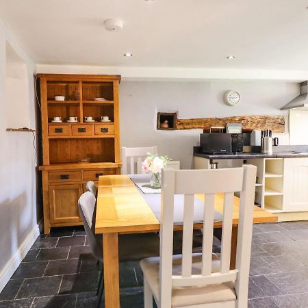 Cwm Yr Afon Mawr Villa Ланбедър Екстериор снимка