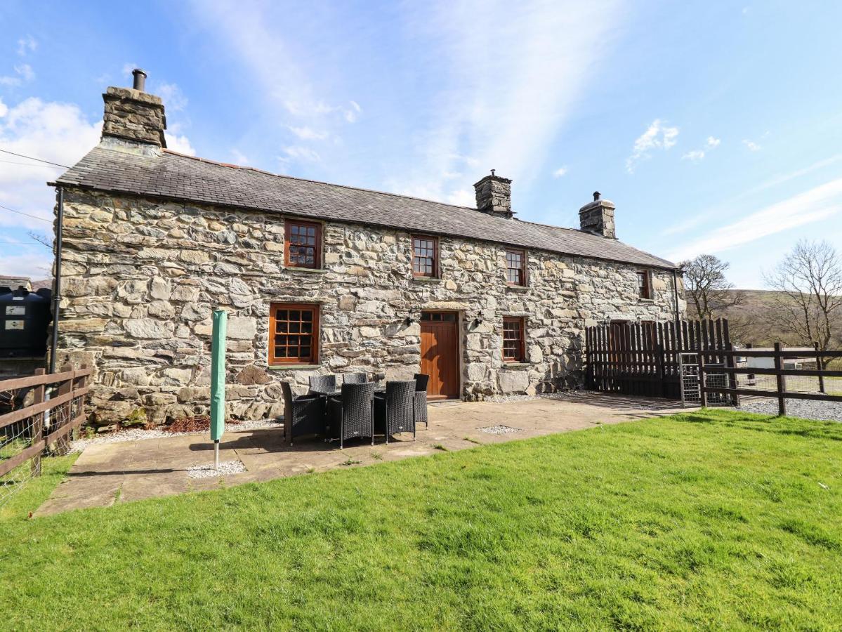 Cwm Yr Afon Mawr Villa Ланбедър Екстериор снимка
