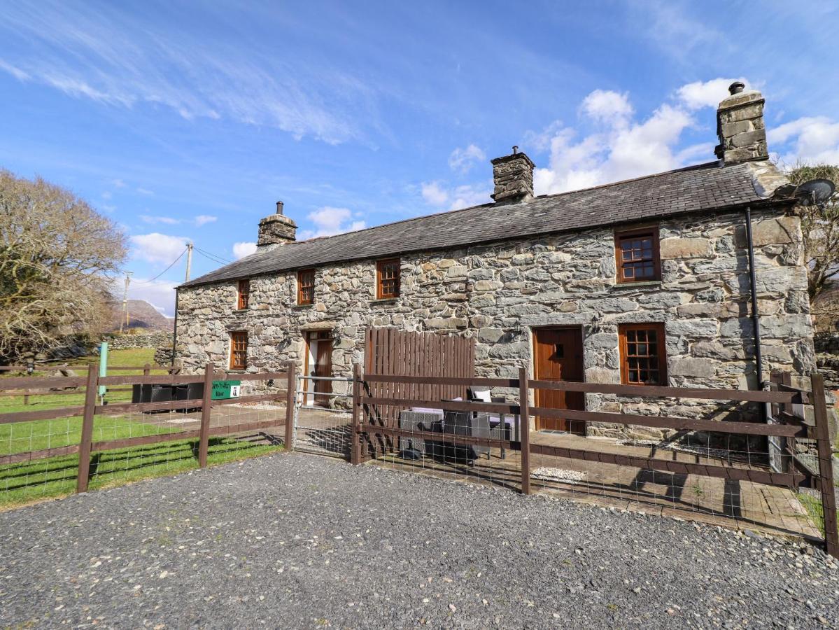 Cwm Yr Afon Mawr Villa Ланбедър Екстериор снимка