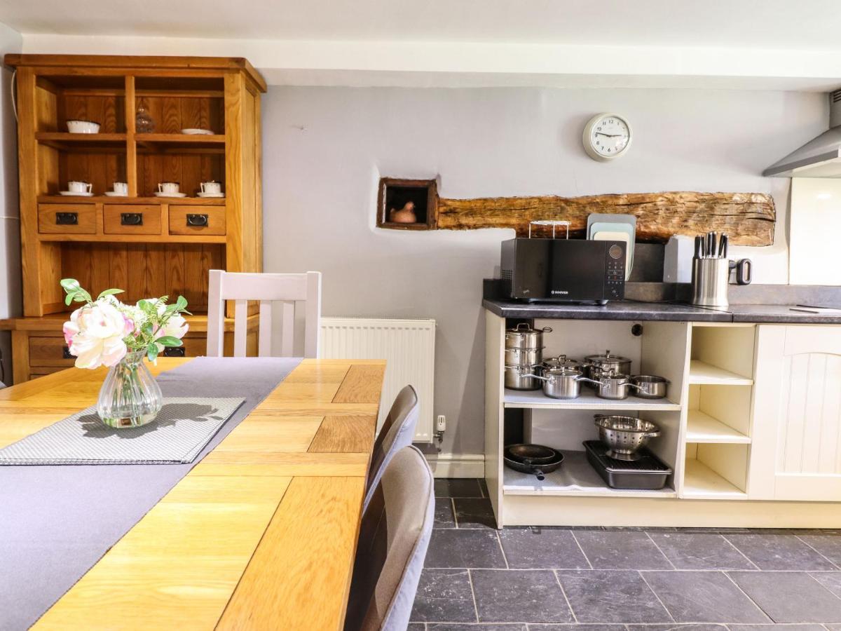 Cwm Yr Afon Mawr Villa Ланбедър Екстериор снимка