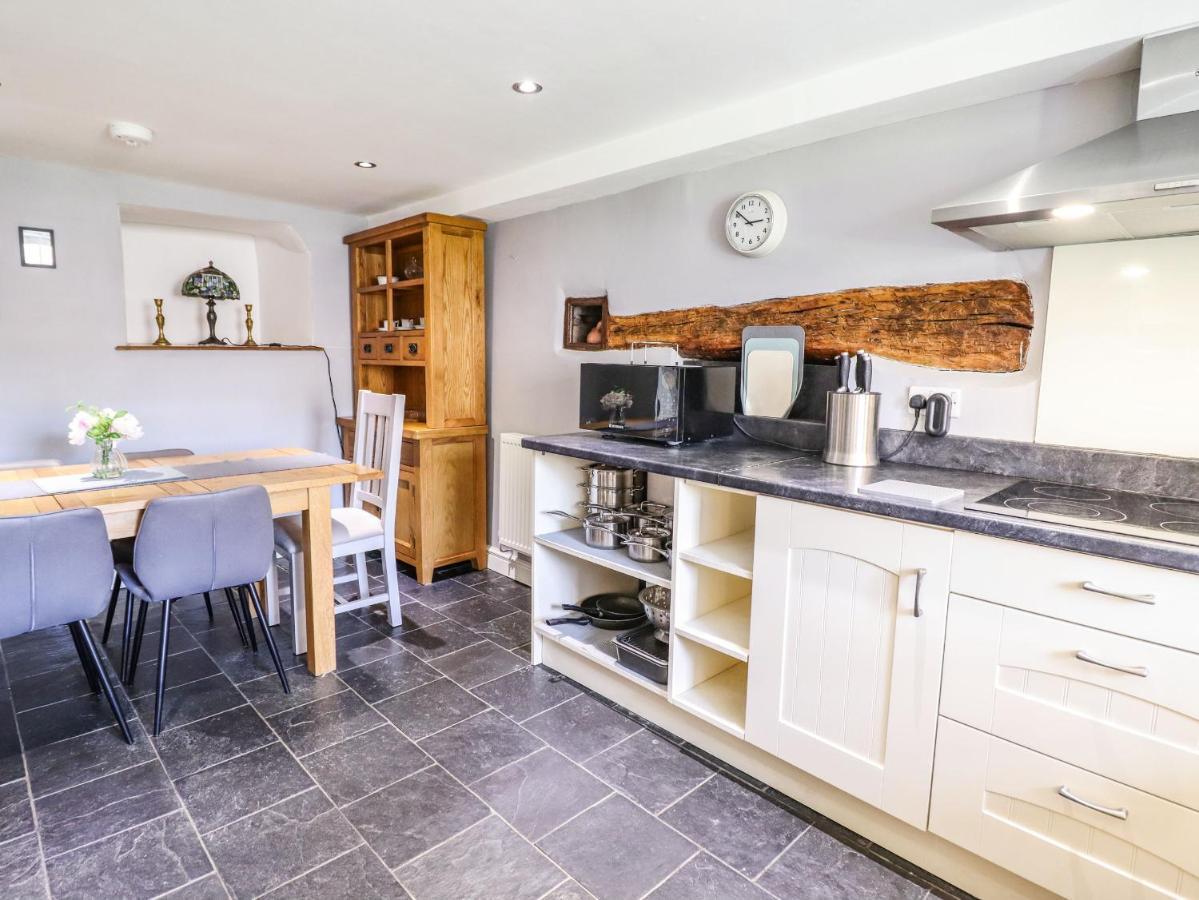 Cwm Yr Afon Mawr Villa Ланбедър Екстериор снимка